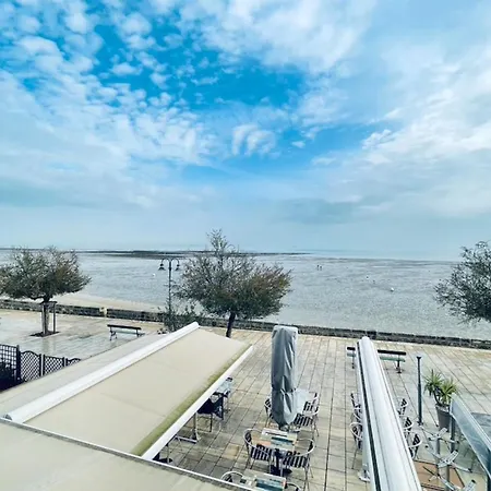 Nice 45 M2 Bright-Comfortable On The Seaside *